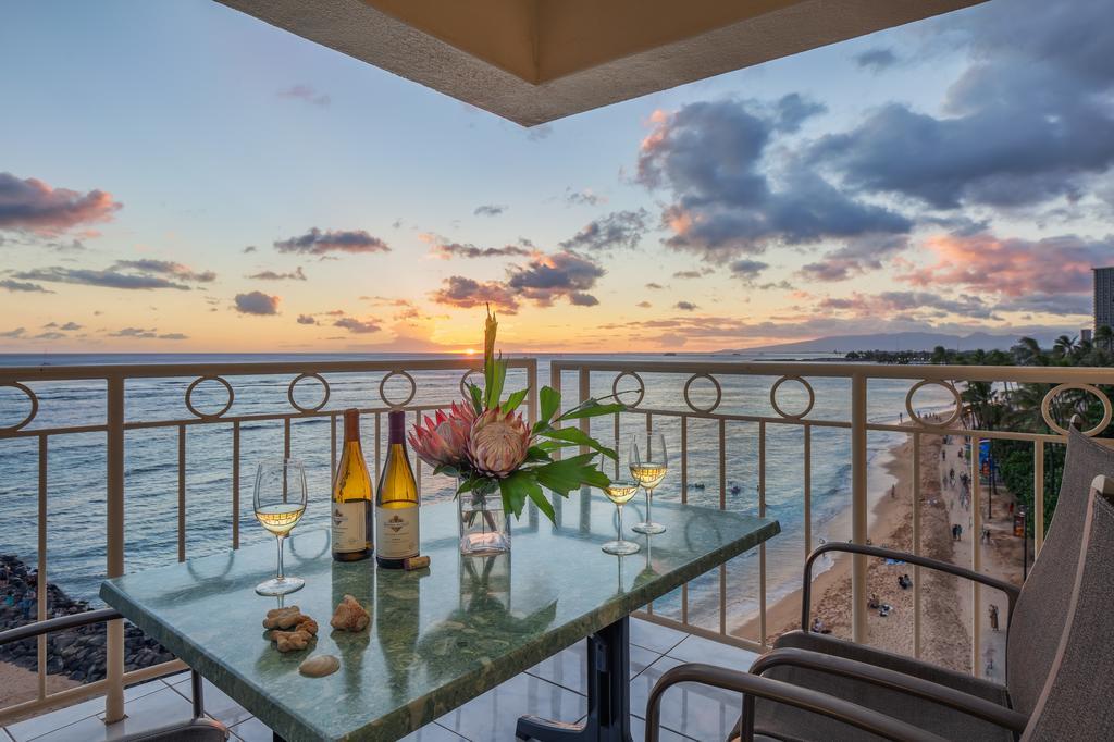 Castle Waikiki Shore Гонолулу Экстерьер фото