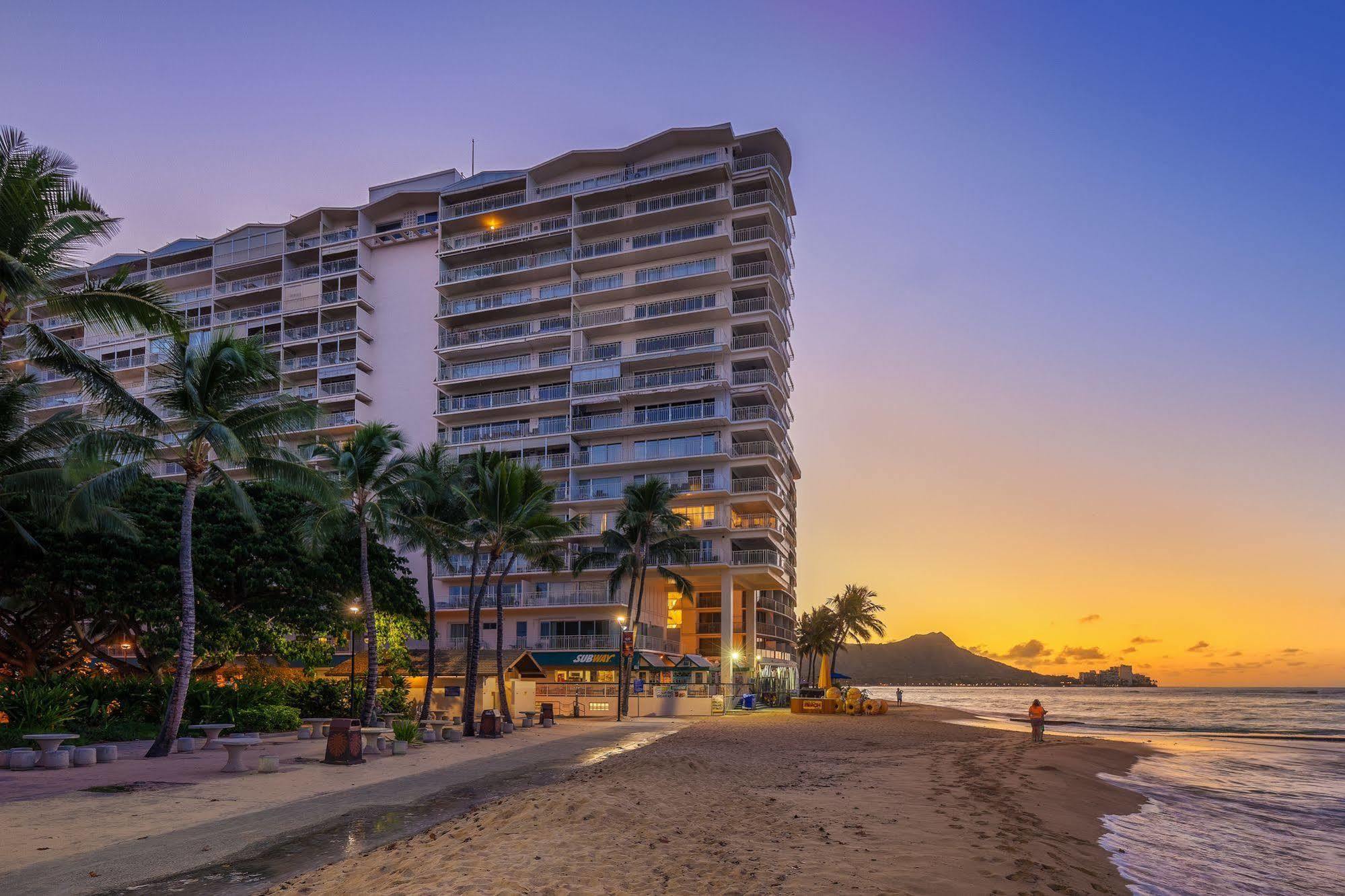 Castle Waikiki Shore Гонолулу Экстерьер фото
